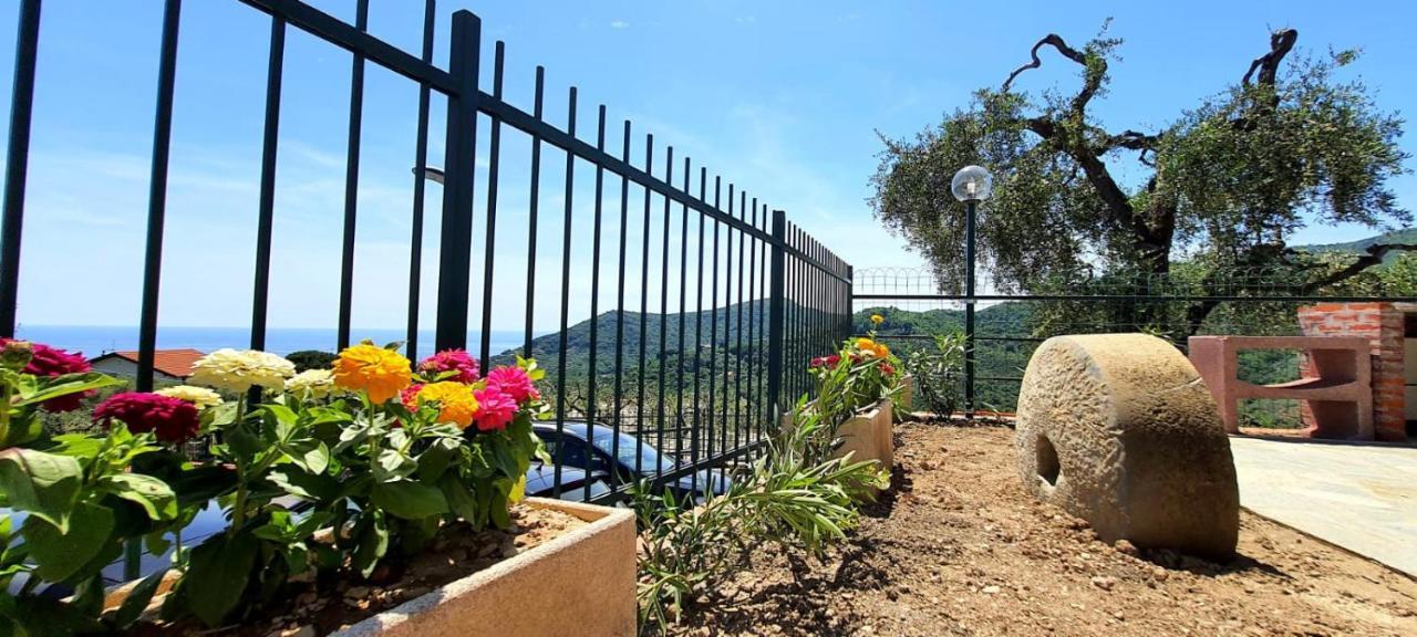 Casa Del Sole #Bluchalet Appartement Leivi Buitenkant foto